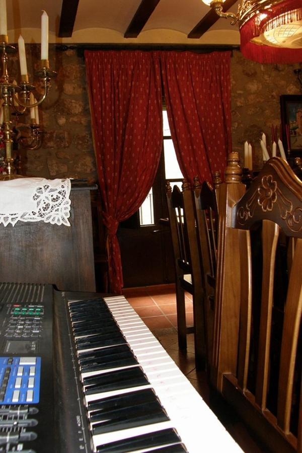 Cal Pons Bed & Breakfast Prades Dış mekan fotoğraf