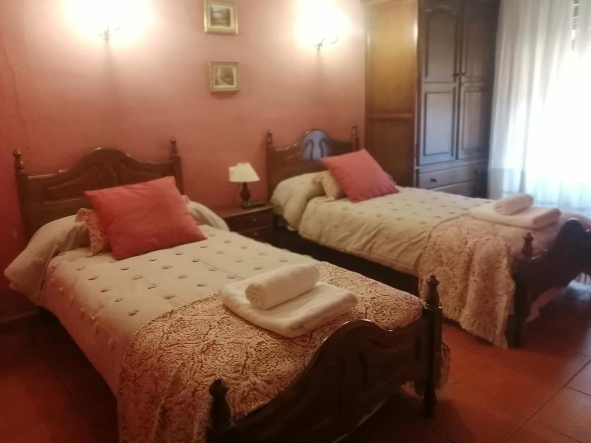 Cal Pons Bed & Breakfast Prades Dış mekan fotoğraf