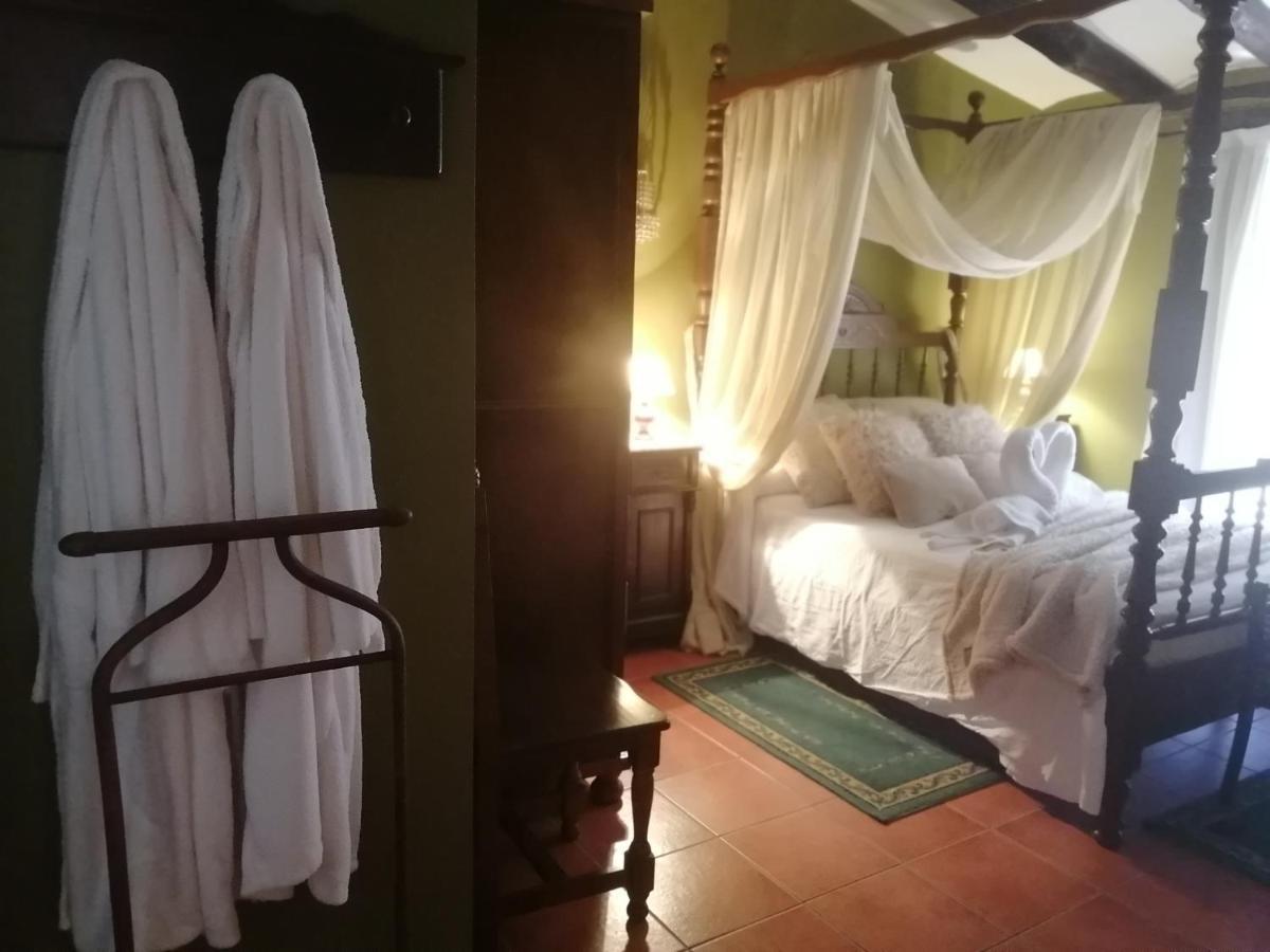 Cal Pons Bed & Breakfast Prades Dış mekan fotoğraf